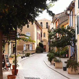 La Dame Jeanne Hotel